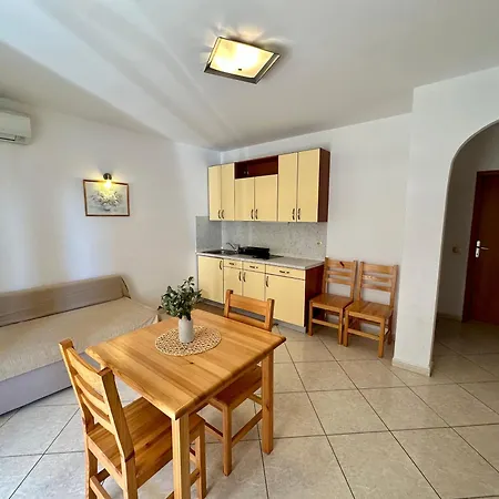 Velvet Vista Apartment