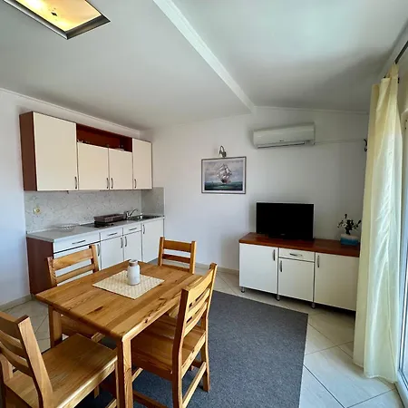 Velvet Vista Apartment