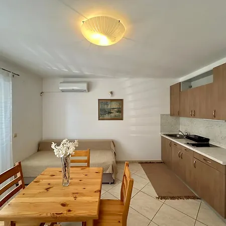 Velvet Vista Apartment