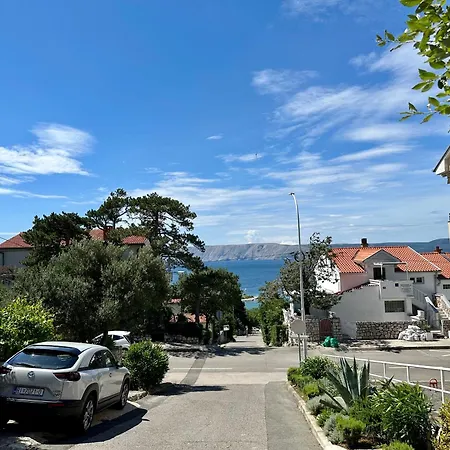Velvet Vista