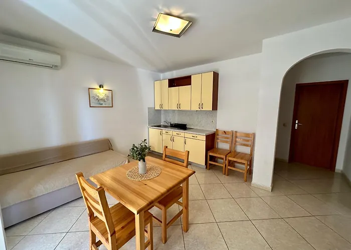 Velvet Vista Apartment