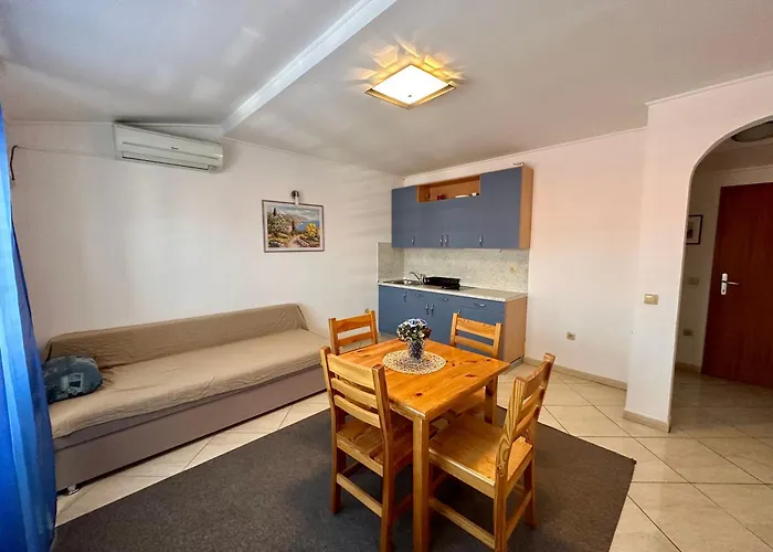 Apartment Velvet Vista *